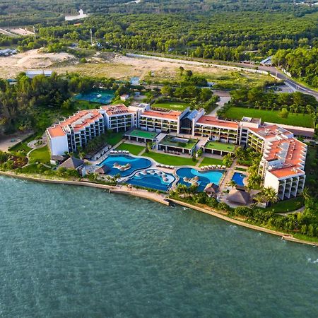 Vietsovpetro Ho Tram Beach Resort & Spa Экстерьер фото