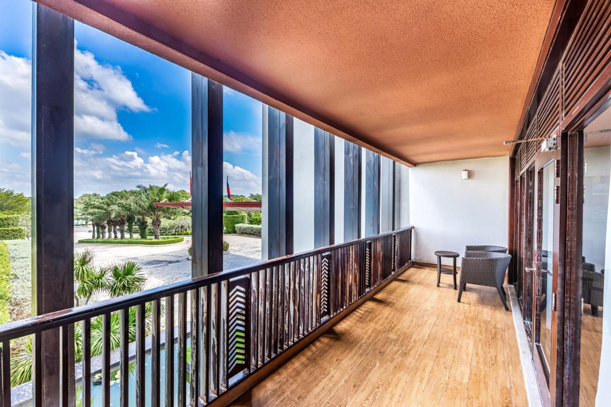 Vietsovpetro Ho Tram Beach Resort & Spa Экстерьер фото
