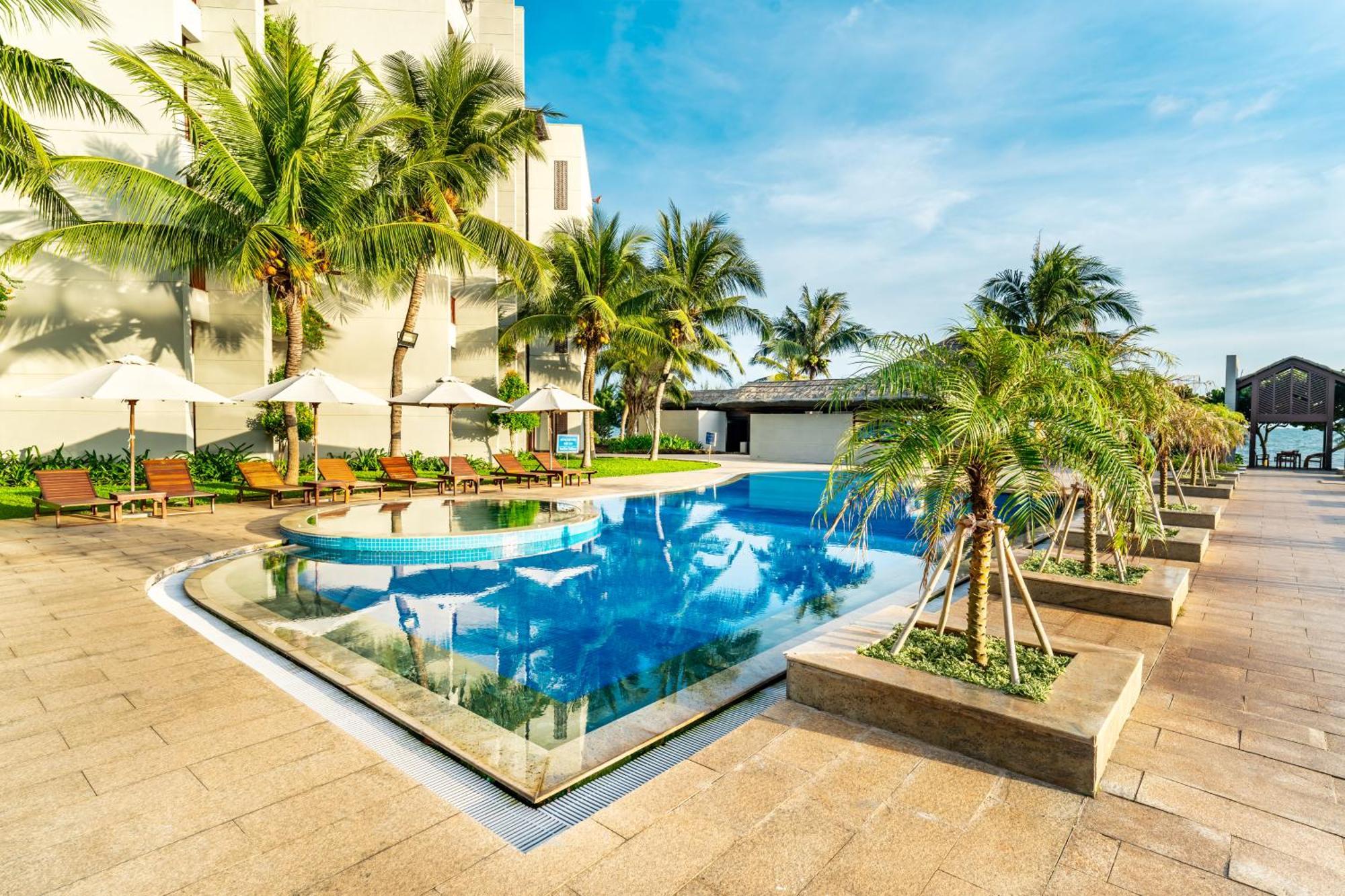 Vietsovpetro Ho Tram Beach Resort & Spa Экстерьер фото