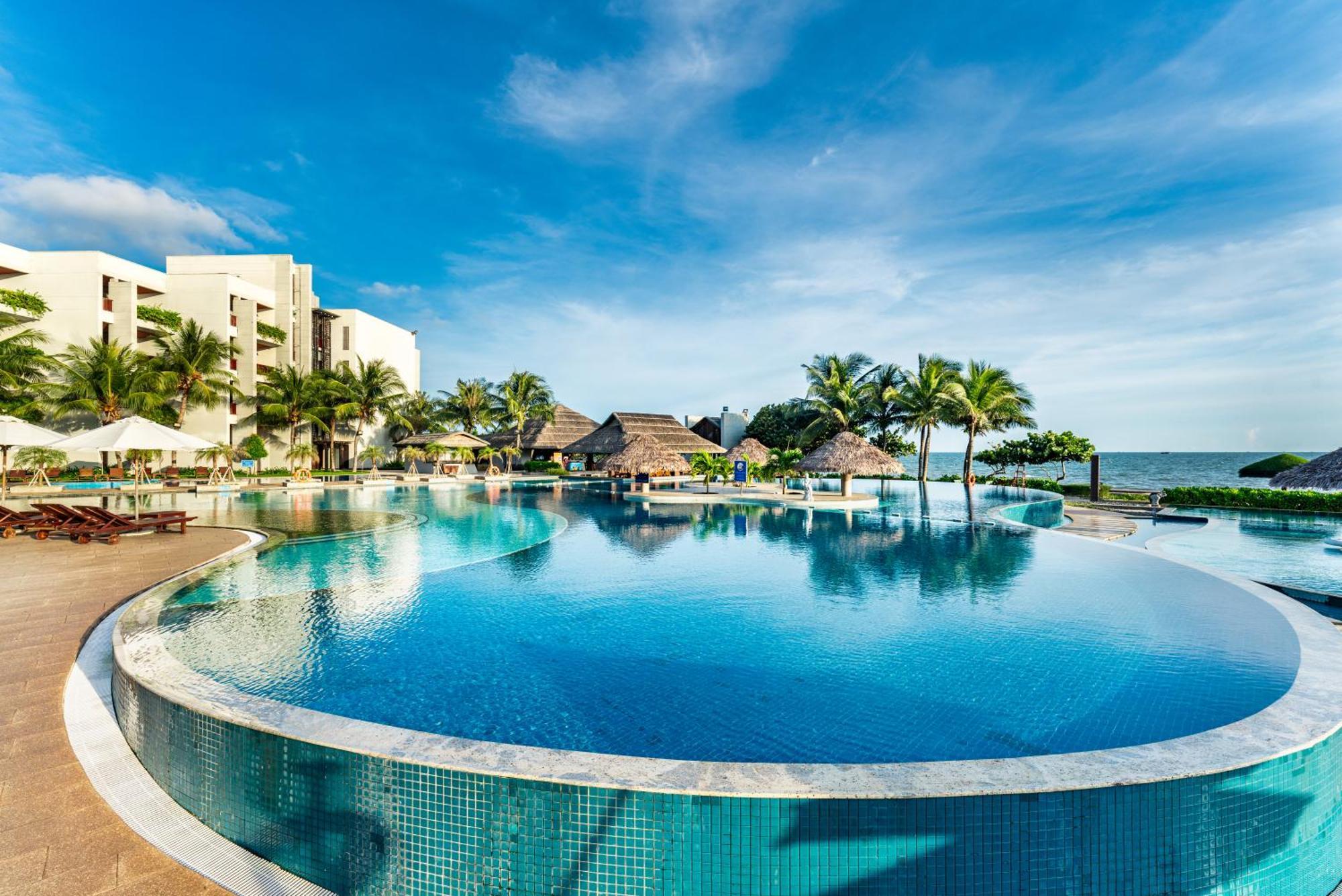 Vietsovpetro Ho Tram Beach Resort & Spa Экстерьер фото
