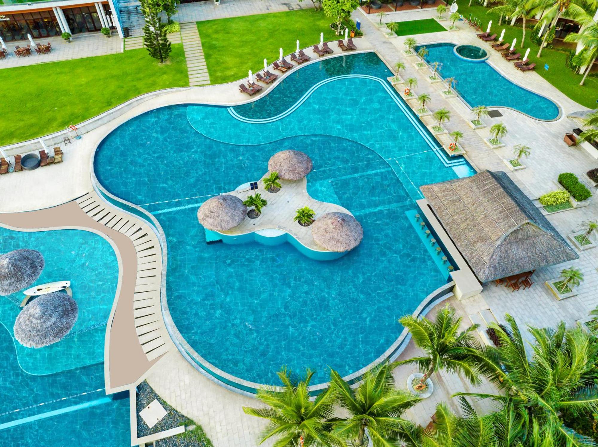 Vietsovpetro Ho Tram Beach Resort & Spa Экстерьер фото
